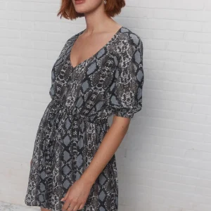 Robe courte grise à motif serpent | Lizzy