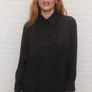 Alabaster | Chemise noire à col double