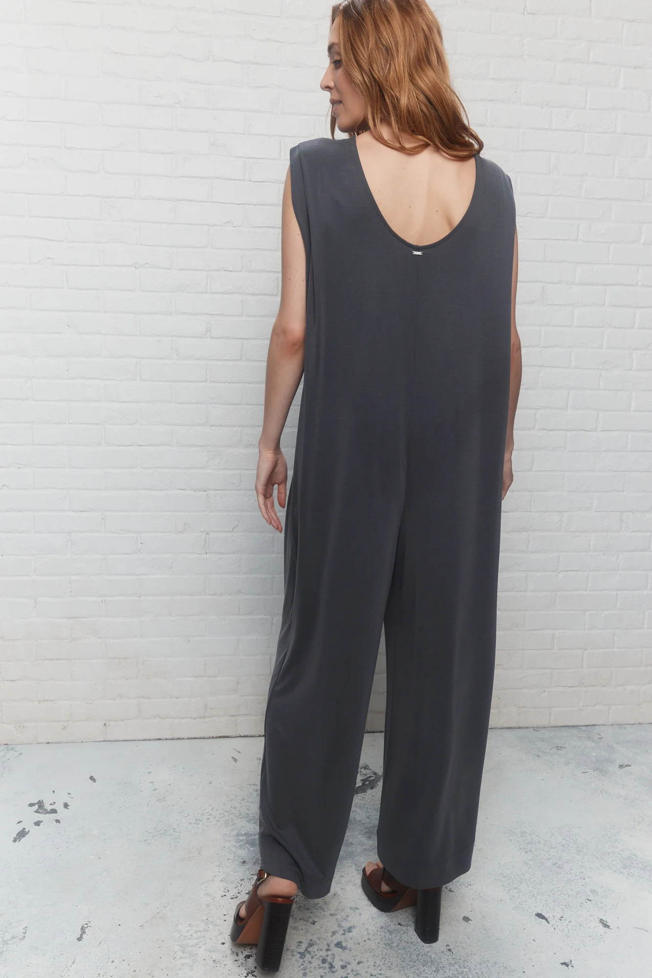 Aleho | Combinaison grise – Image 7