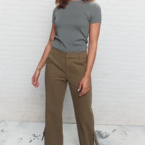 Tiara | Le pantalon vert utilitaire