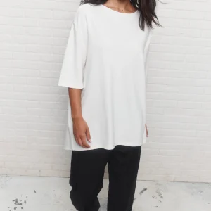 Theo | Chandail blanc ouvert au dos