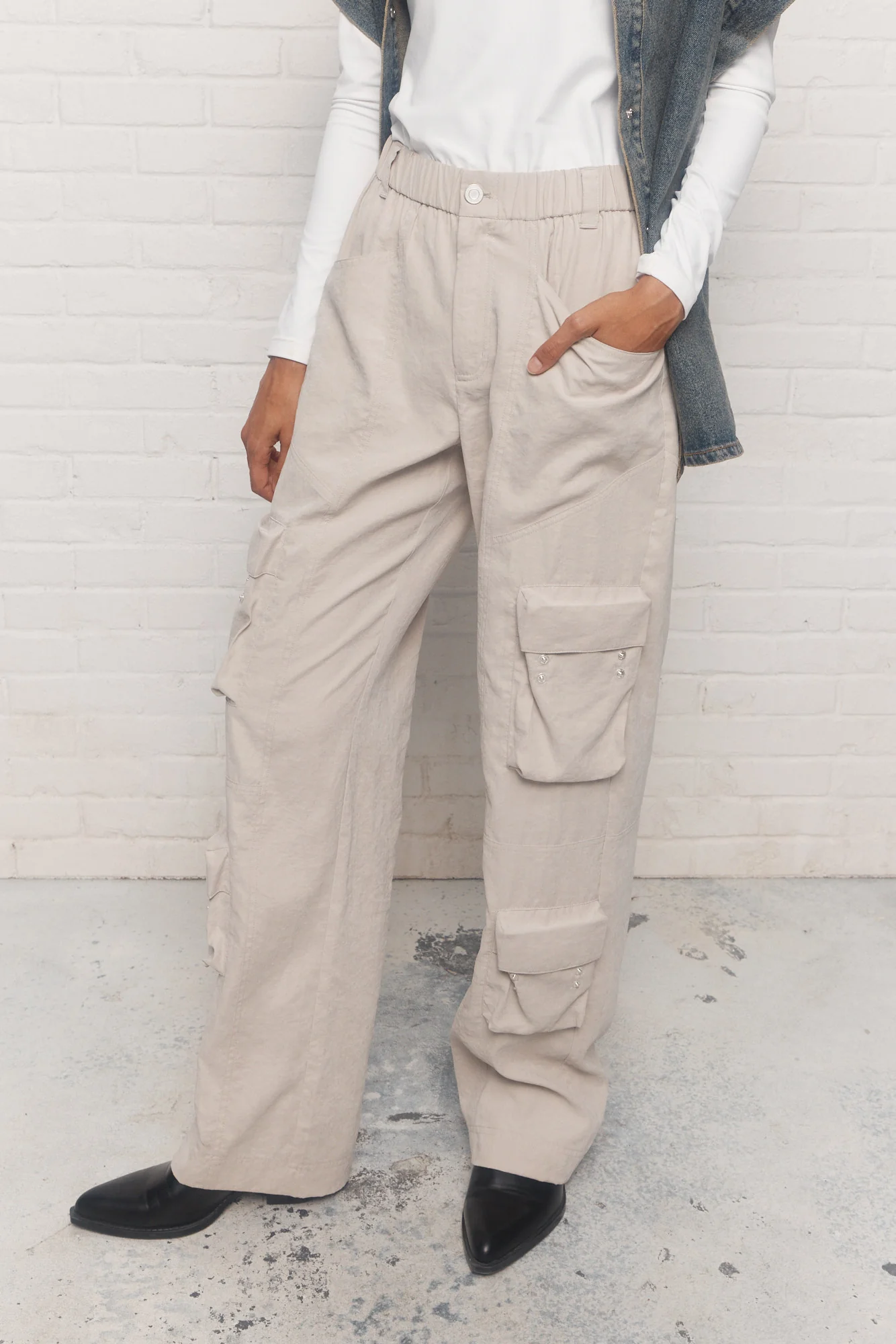 Gisele | Pantalon cargo beige – Image 2