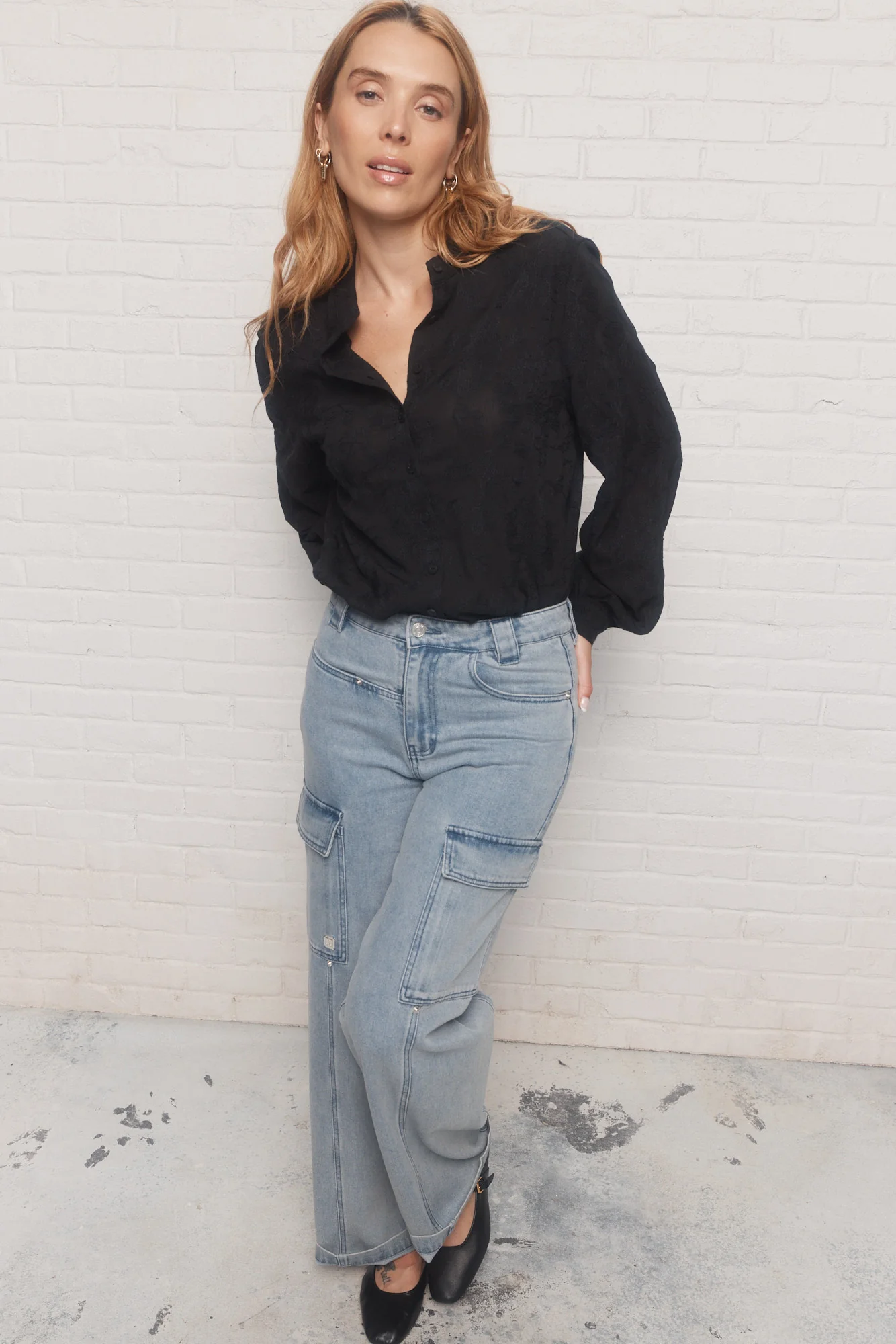 Tania | Blouse justaucorps noire – Image 2