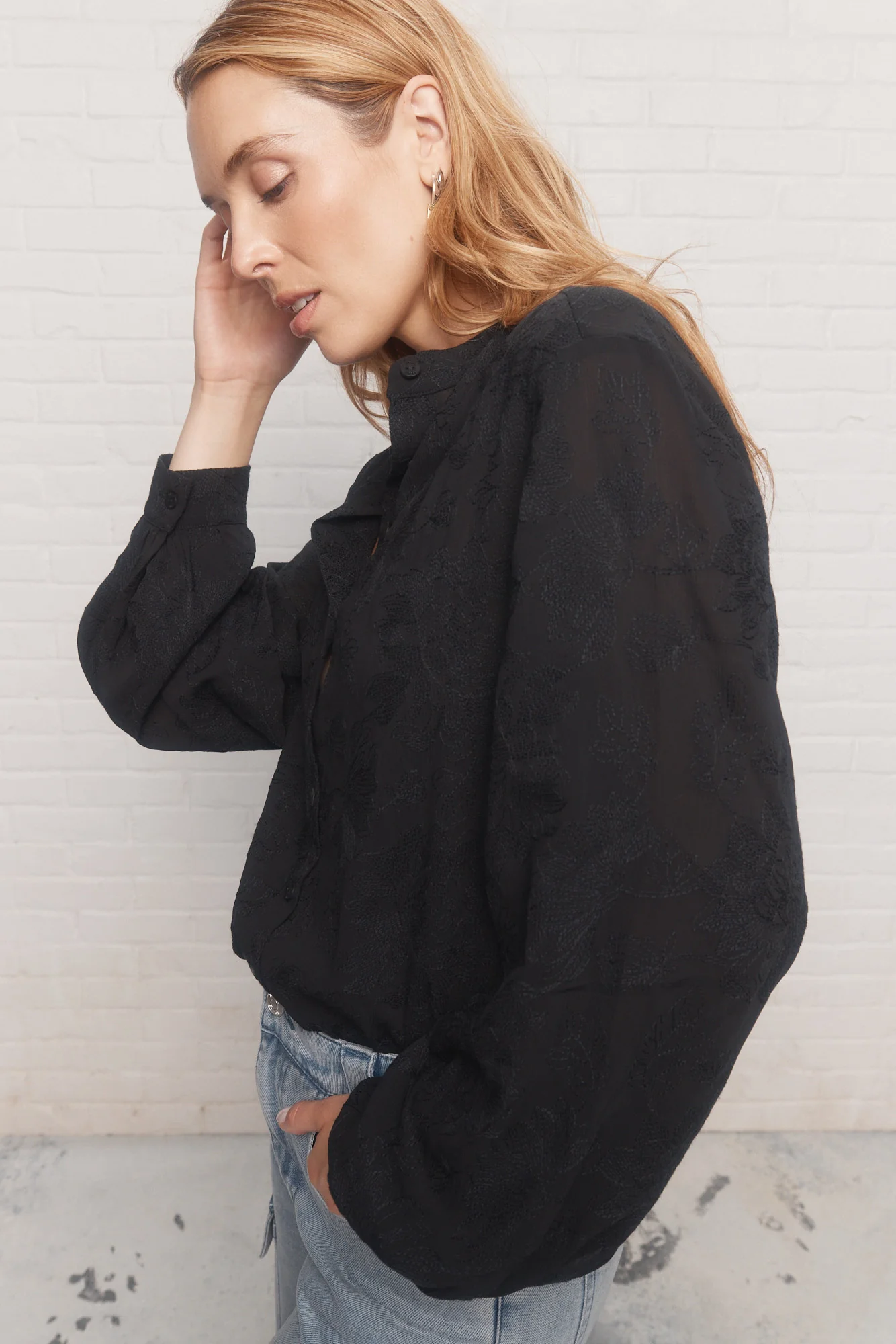 Tania | Blouse justaucorps noire – Image 5