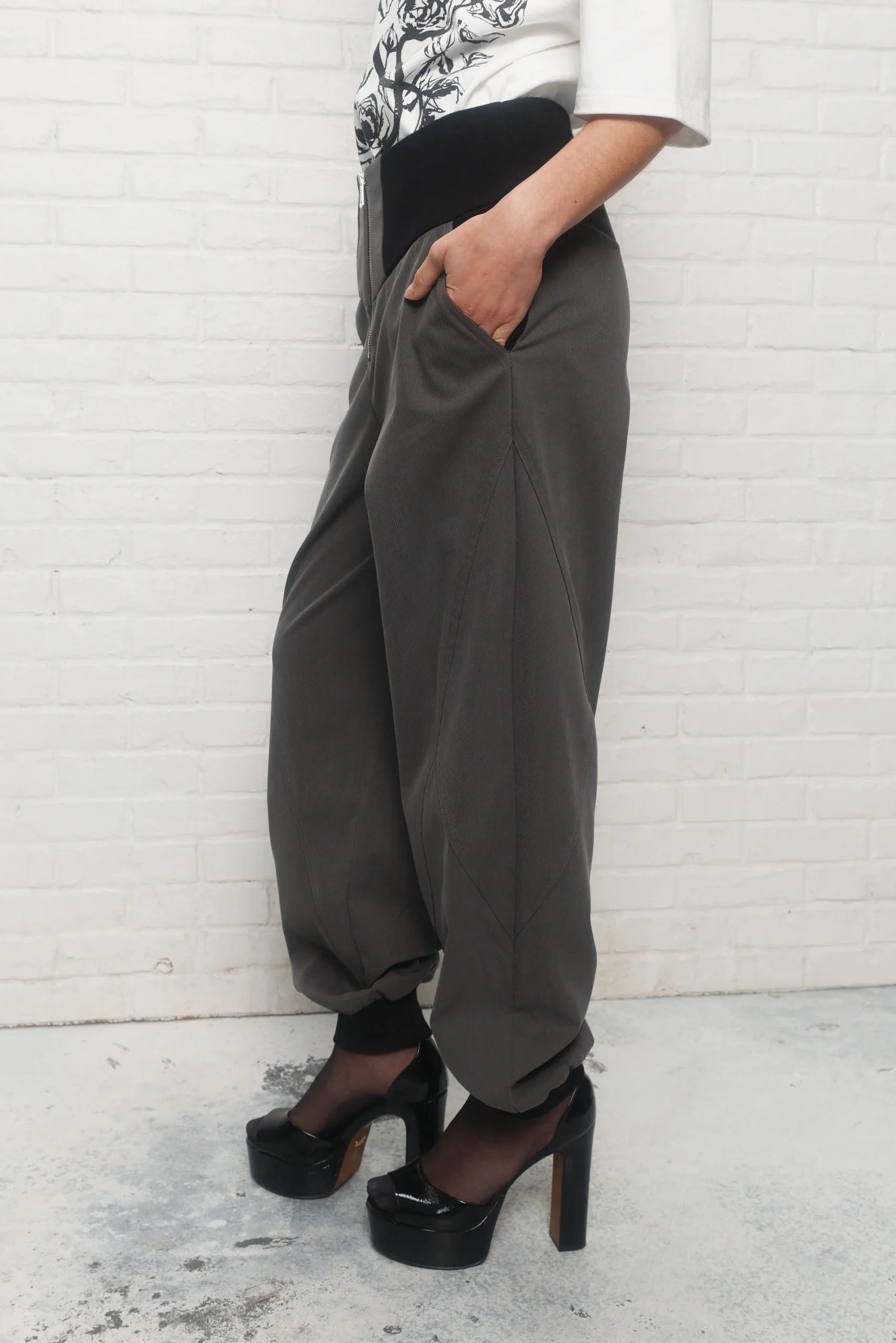 Oksana | Pantalon gris – Image 5