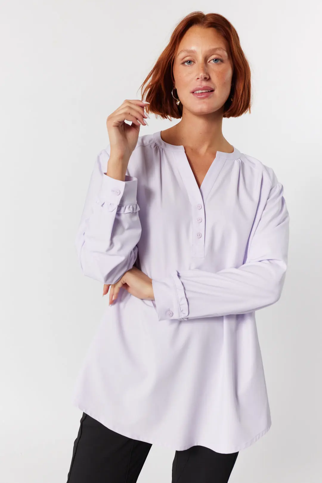 Blouse lilas à encolure boutonnière | Tyllie – Image 2