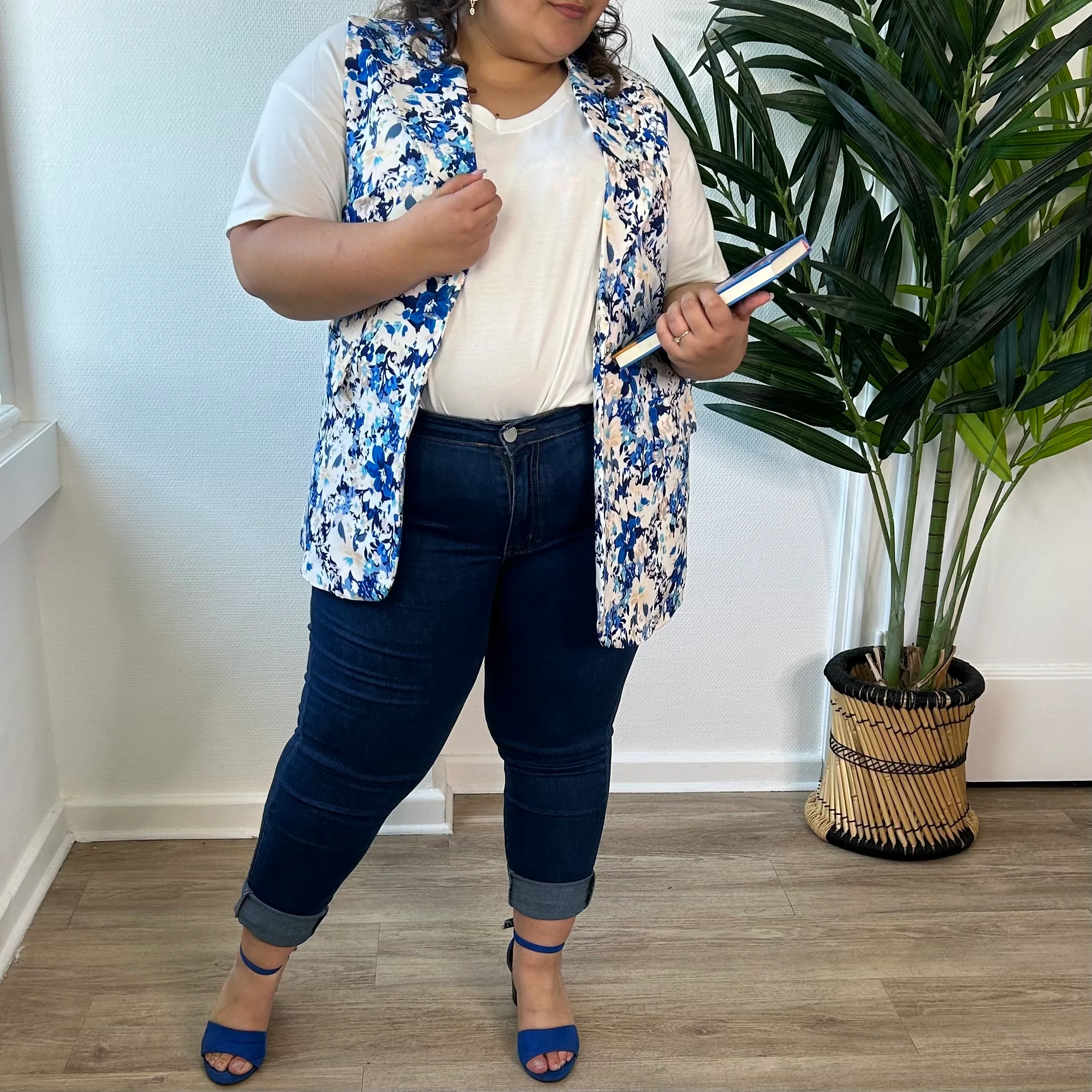 Blazer bleu roi sans manches – Image 7