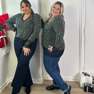 Top léopard à détail dentelle kaki