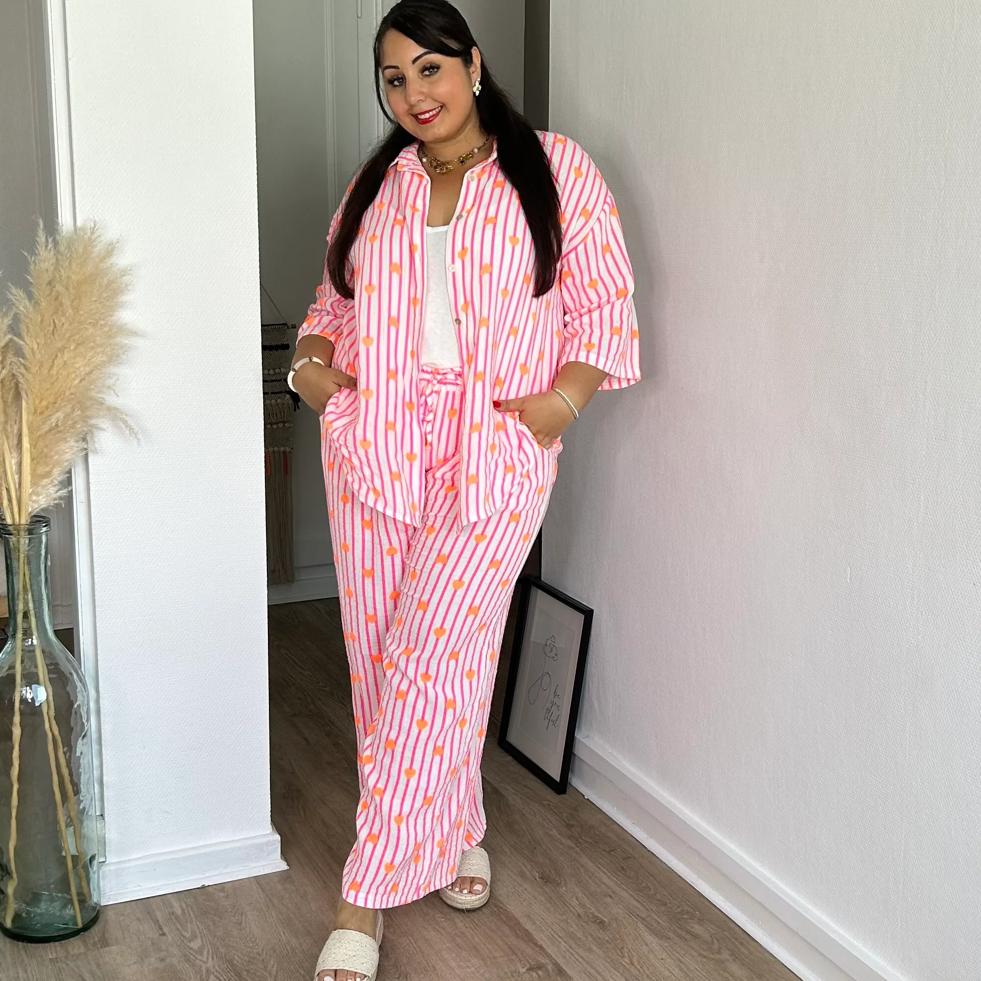 Pantalon à rayures et imprimé coeur – Image 4