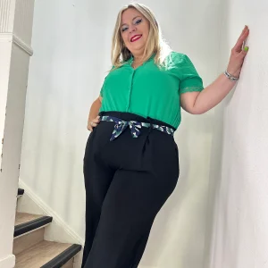 Blouse détail dentelle verte