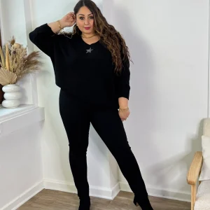 Pull détail étoile noir