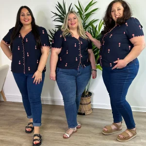 Chemisier à manches courtes marine détail rose fluo