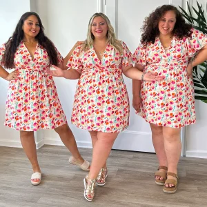 Robe courte palette fleurie