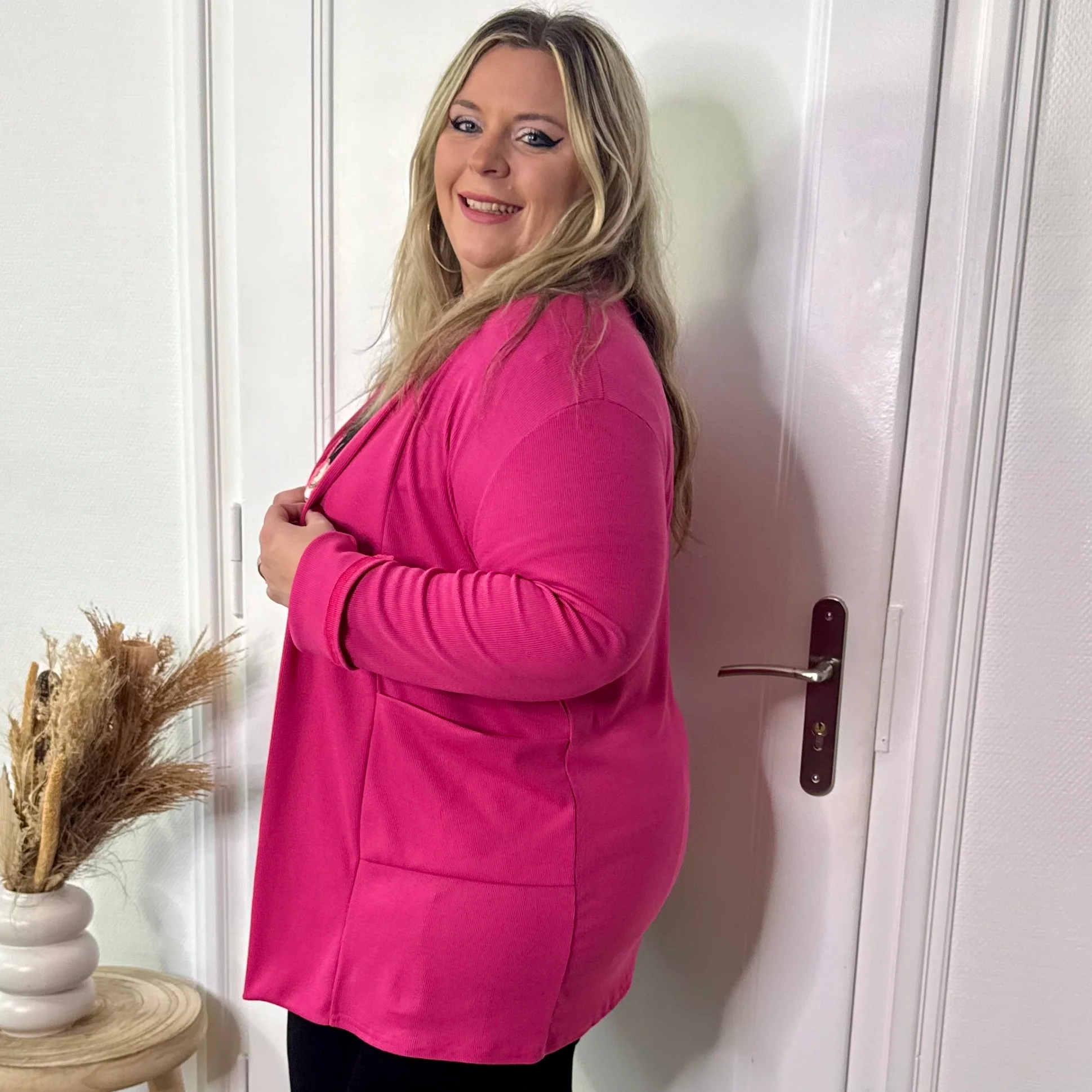 Blazer fluide à poches fuchsia – Image 4