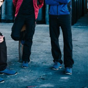 Pantalon multipoches en coton stretch