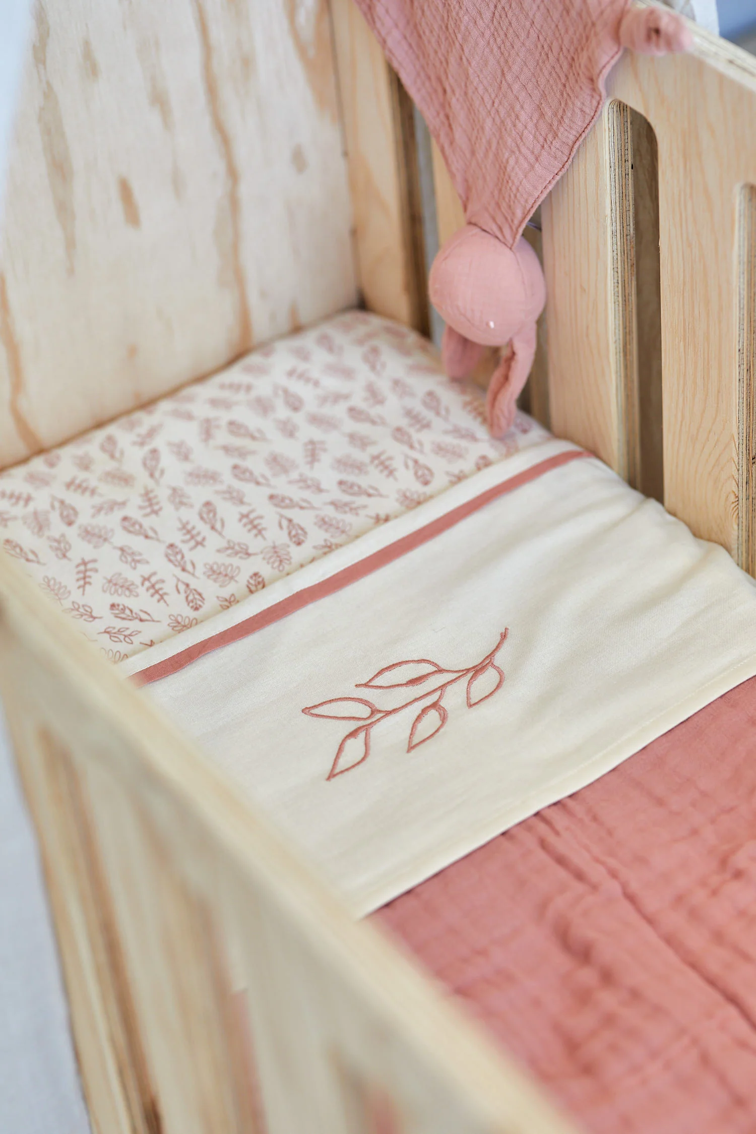 Jollein - Ledikant Hoeslaken Meadow (60x120cm) – Image 5