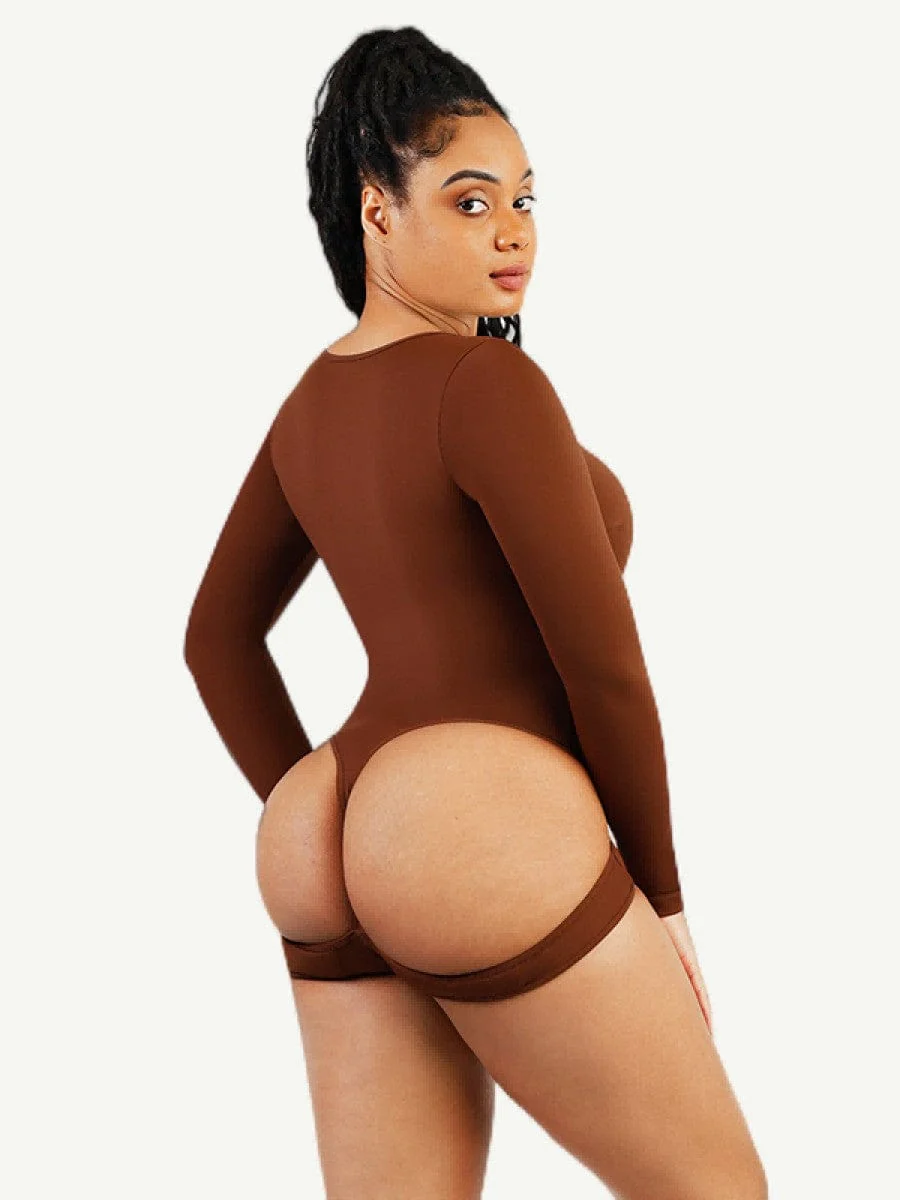 Body à manches longues avec shapewear intégré et décolleté en scoop, avec une culotte – Image 6