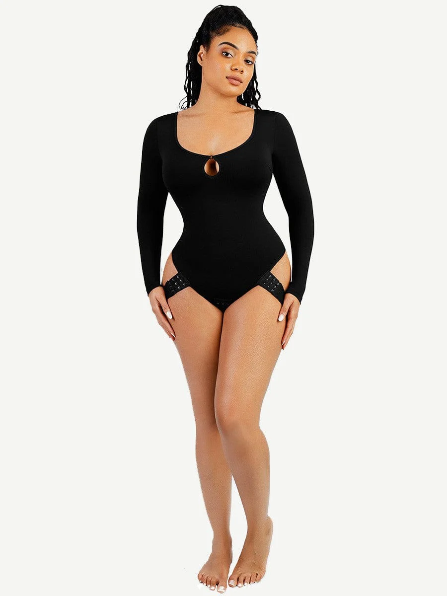 Body à manches longues avec shapewear intégré et décolleté en scoop, avec une culotte – Image 5