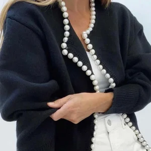 Cardigan femme avec détail perles élégant