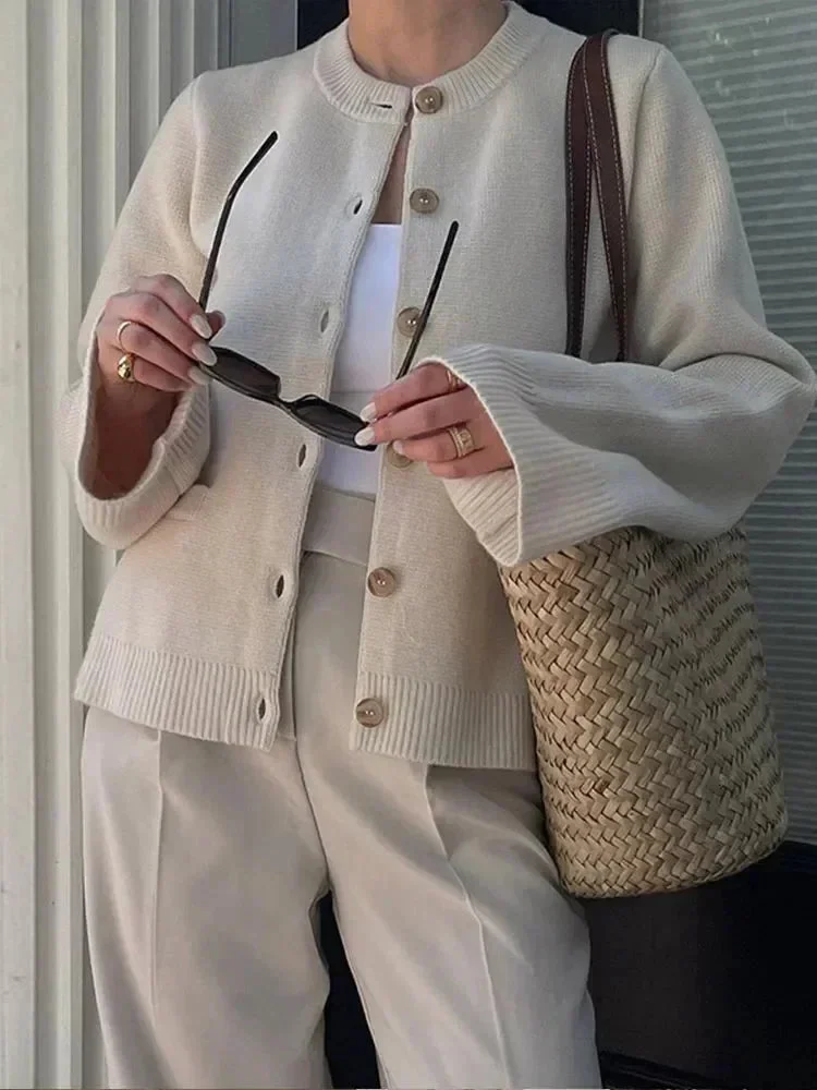 Cardigan femme moderne à boutons tendance – Image 5