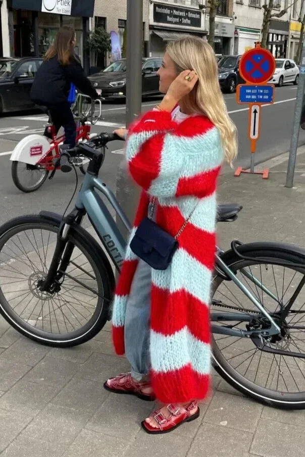 Cardigan long femme à rayures design contemporain – Image 3