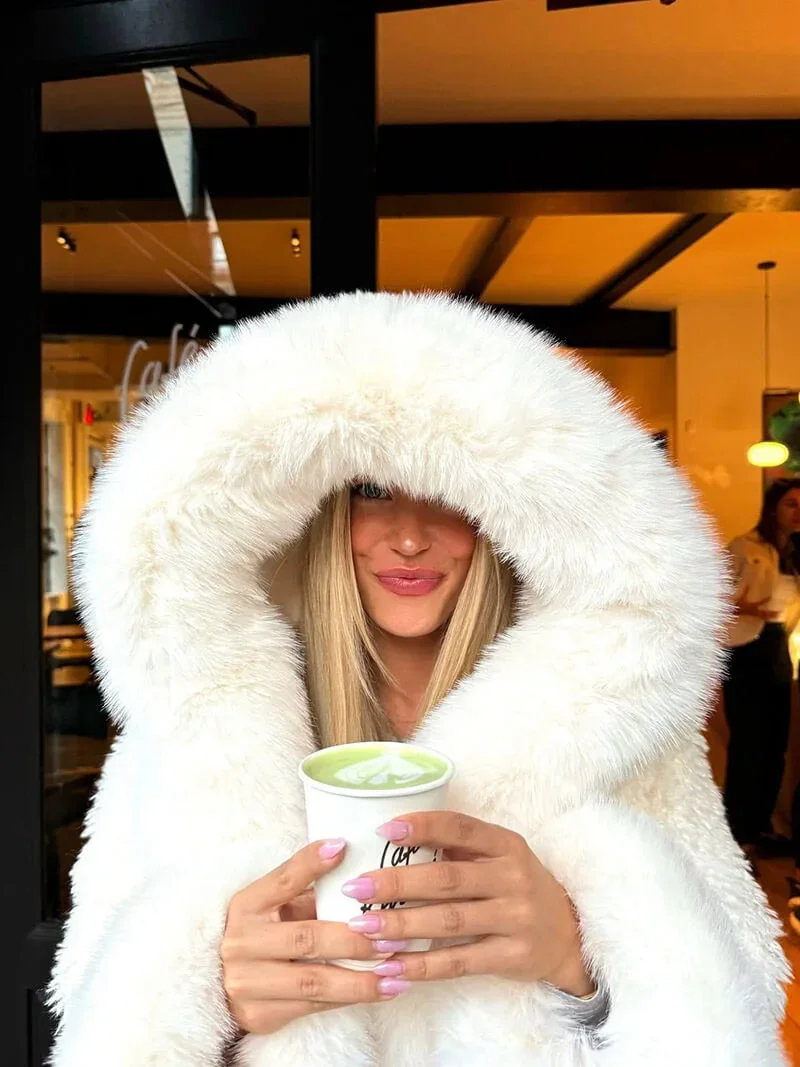 Manteau femme décontracté avec capuche en fausse fourrure – Image 3