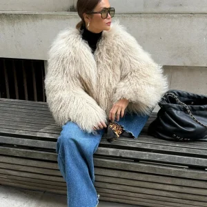 Manteau femme en fausse fourrure beige à manches longues