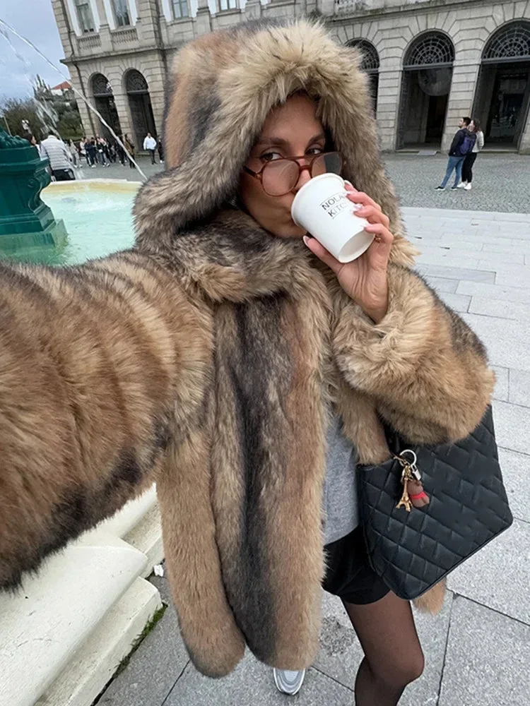 Manteau Femme Long Marron avec Capuche Doublée – Image 2