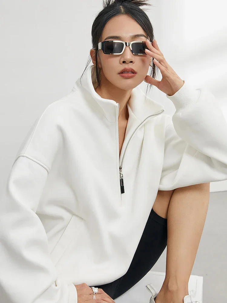 Pull à capuche femme demi-zip oversize blanc en coton – Image 3