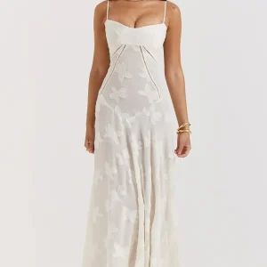 Robe longue femme avec dentelle florale et bretelles fines