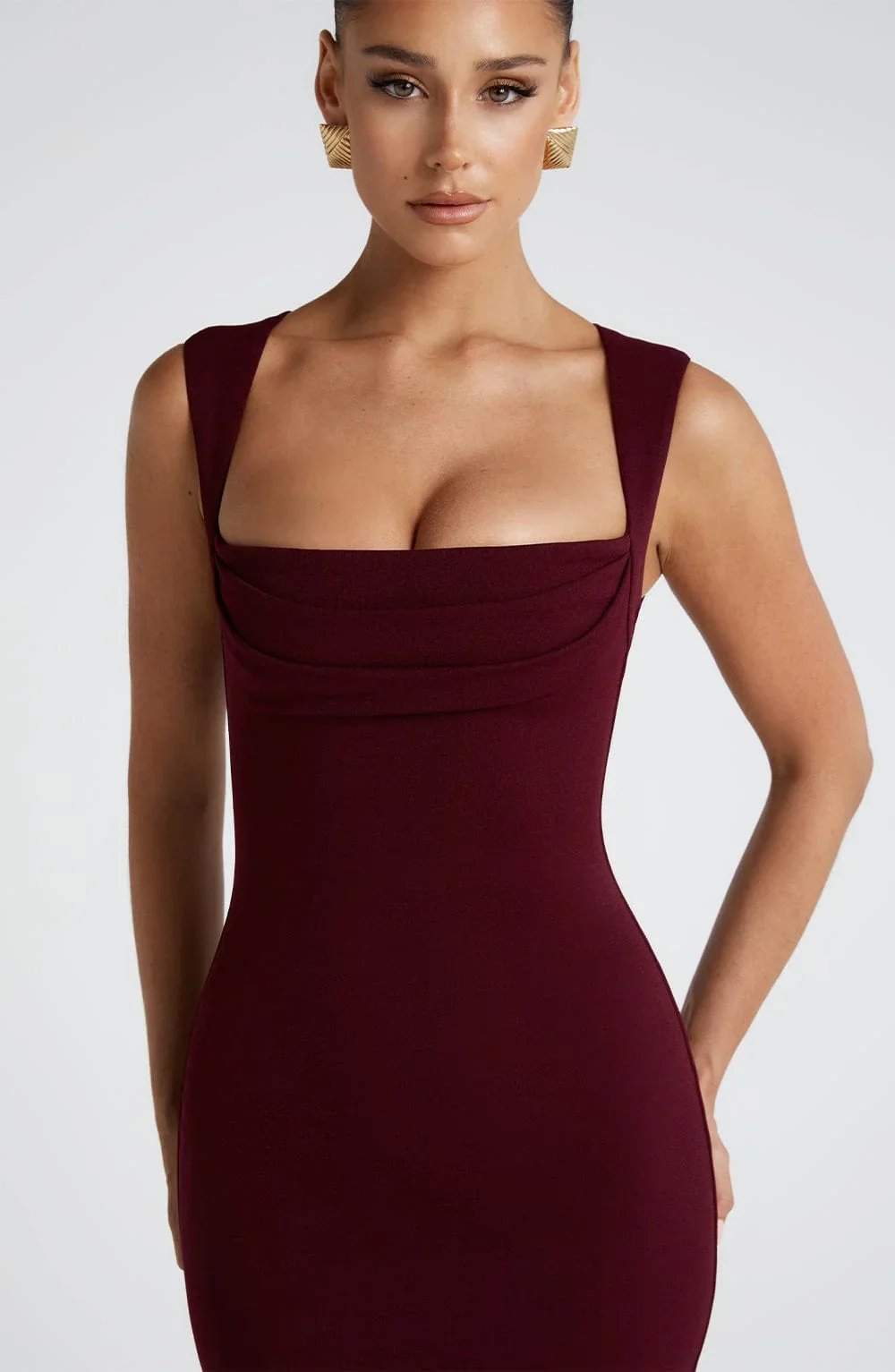Robe longue femme bordeaux sans manches élégante – Image 6