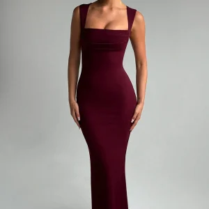 Robe longue femme bordeaux sans manches élégante