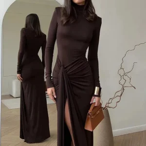 Robe maxi marron femme avec col roulé et manches longues