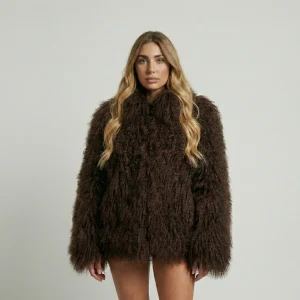 Manteau femme chic à texture douce et enveloppante