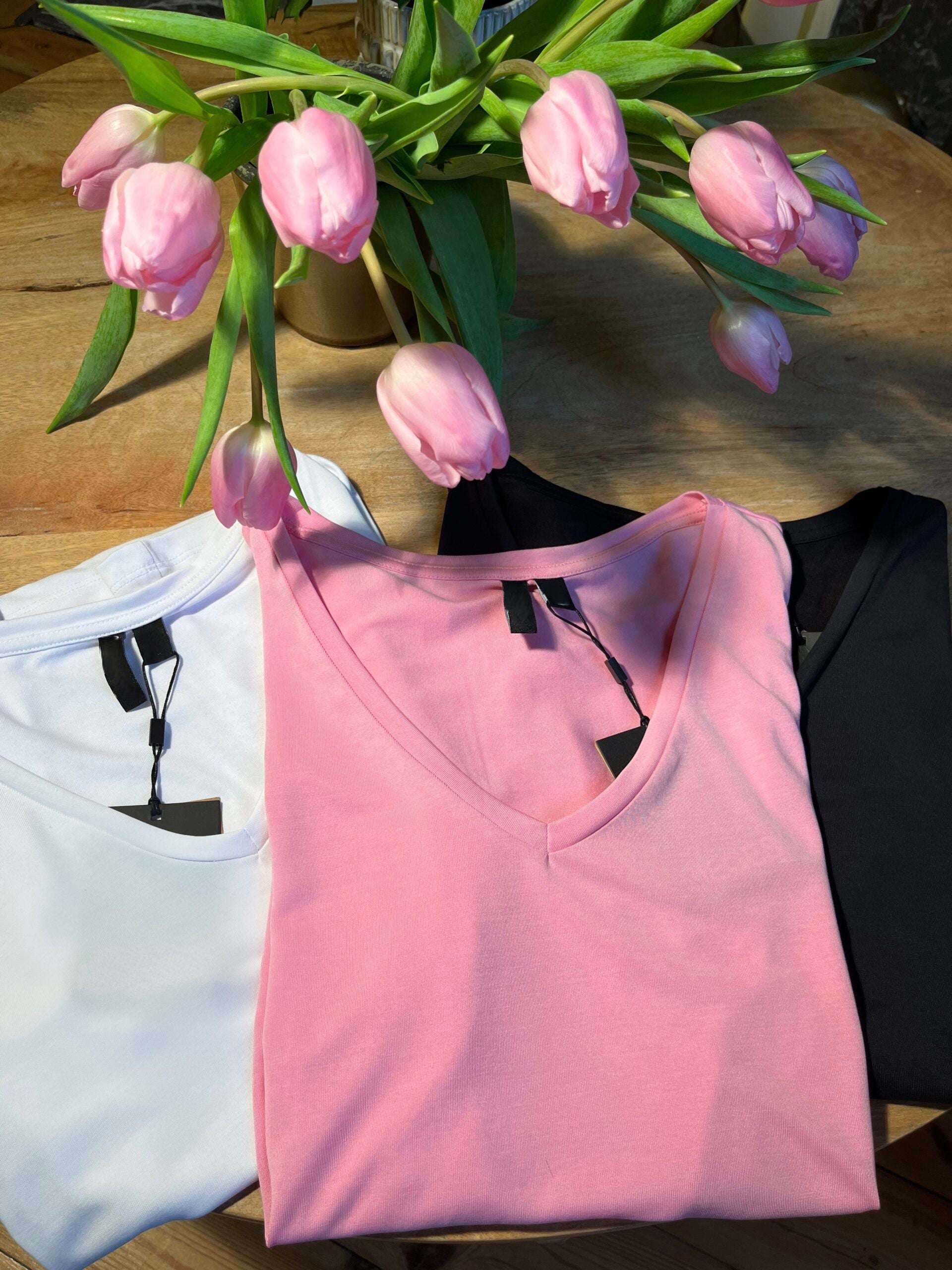 T-shirt Juliette Noir – Image 6