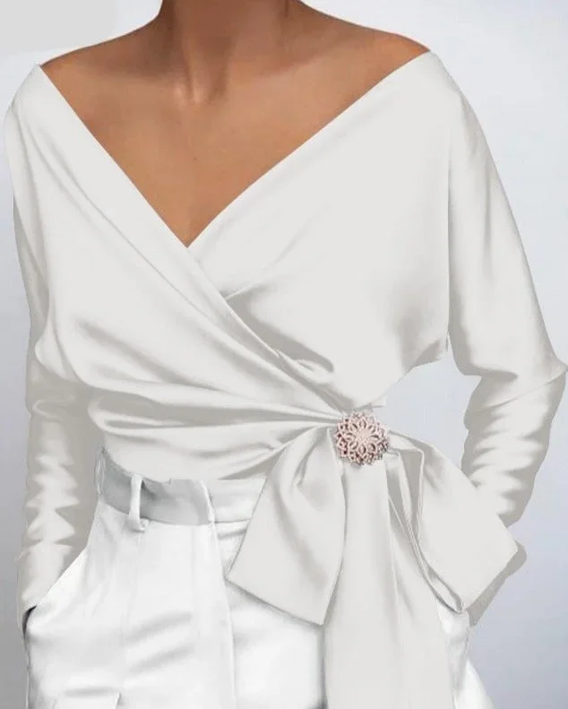 Top femme portefeuille avec nœud et broche élégante – Image 9